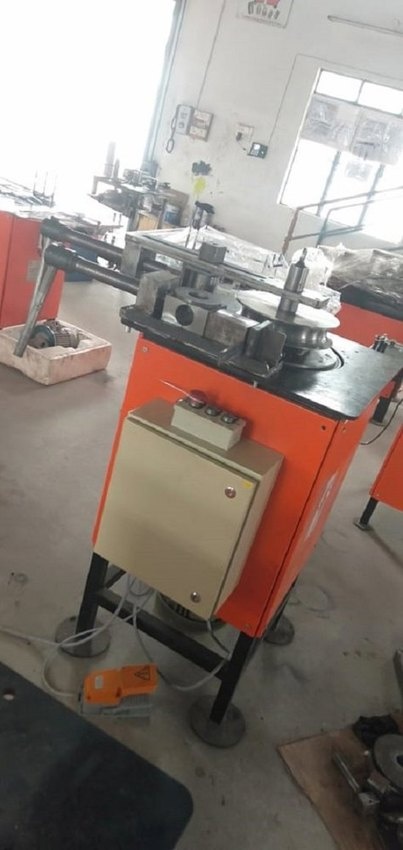 20mm x 1.5mm Electric Pipe Bender