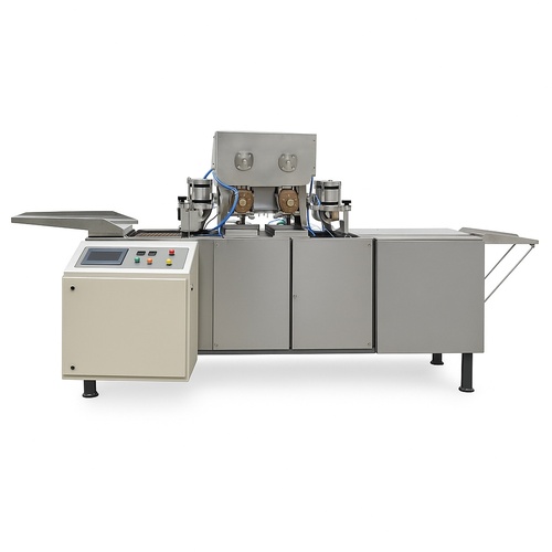 Chocolate Enrobing Machine