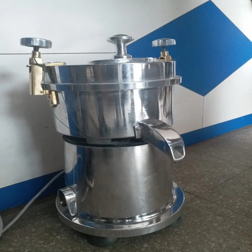Commercial Juice Extractor