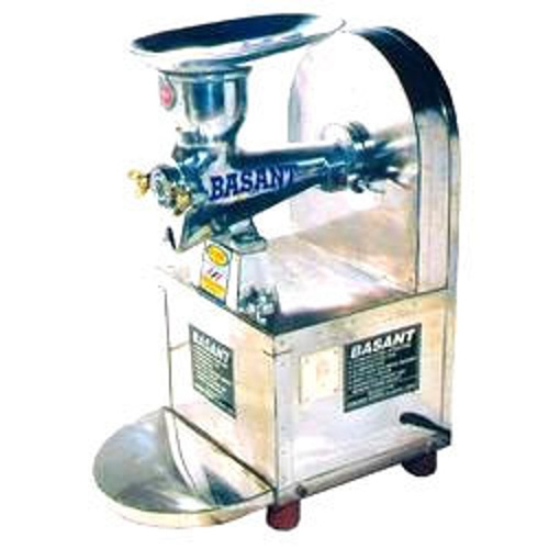 Commercial Juice Extractor Machine