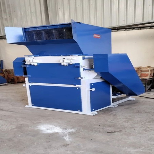 Cross Cut Plastic Shredder Machine, 500 kg/hr