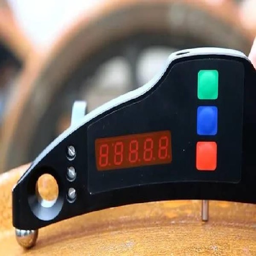 Digital Wheel Diameter Measuring Gauge