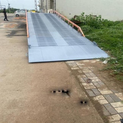Dock Leveler