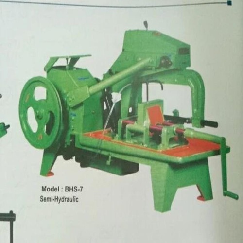 Hacksaw Cutting Machine