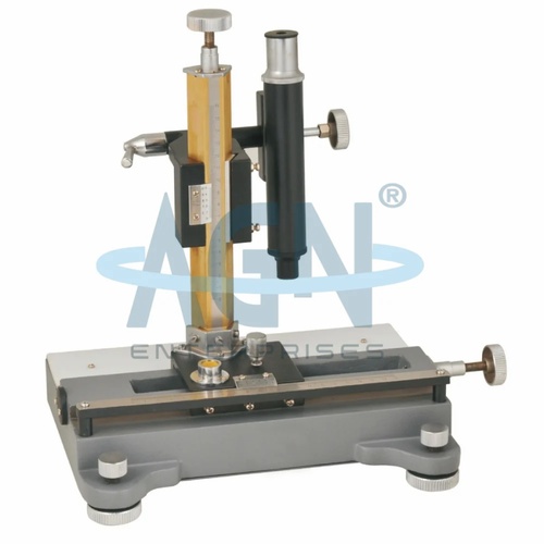 LAB Travelling Microscope