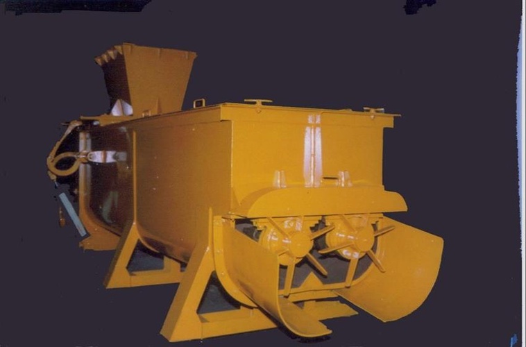 Mild Steel Double Shaft U Mixer