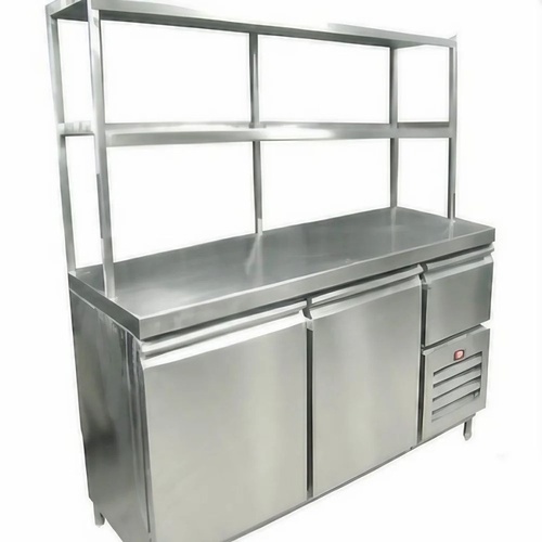 Polished Stainless Steel Bar Counter