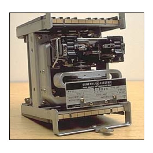 Protective AC Voltage Relay, 230V