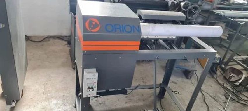 Semi-Automatic Paper Core Cutter