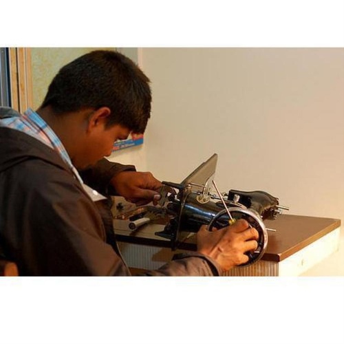 Sewing Machine Repair Service