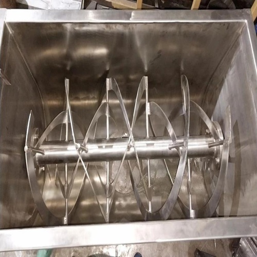 Stainless Steel 304 Mixing Blender Machine, 1000 kg/hr