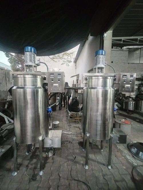 Stainless Steel Liquid Mixer, Automatic, 100 L Capacity
