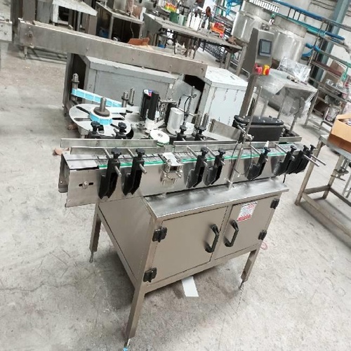 Sticker Label Applicator Machine