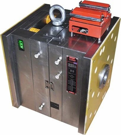 Toolox44 Hot Runner Injection Mould