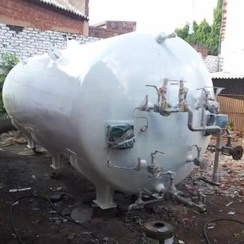 Vacuum Insulated Storage Tank