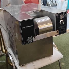 Stainless Steel Snowflake Ice Machine