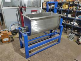 SS & MS 100 Kg Semi-Automatic Detergent Mixer
