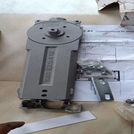 Stainless Steel RTS 85 Floor Spring