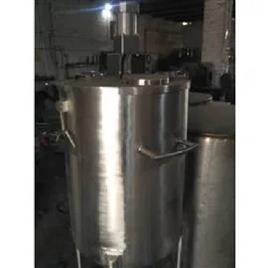 Stainless Steel Liquid Mixing Vessel