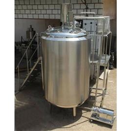 Steel Liquid Mixing Vessel, 7000 Liter
