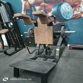 Standing Calf Equipment