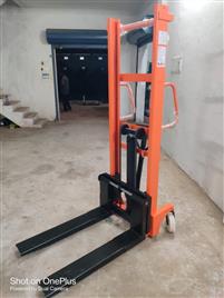 STAR Manual Hydraulic Fork Stacker 1500Kgs