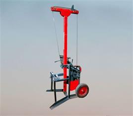 Submersible Motor Lift, 100-200 V