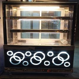 Restaurant Sweet Display Unit