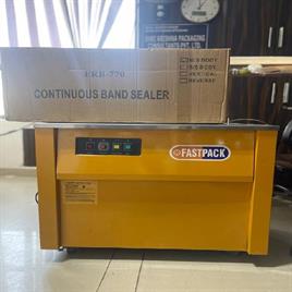 SKP Table Top Semi-Automatic Strapping Machine