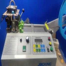 Tape Cutting Machine