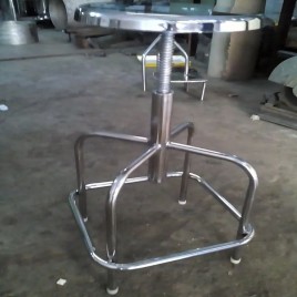 Matt Mirror SS Revolving Seat