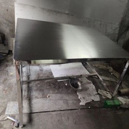 TGPE Mirror Finish Steel Table