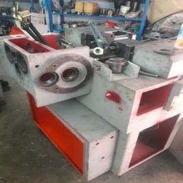 Industrial Thread Holeing Machine