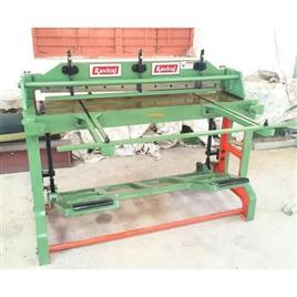 Manual Treadle Sheet Metal Shearing Machine