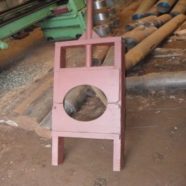 Trimmie Pipe Locking Fork