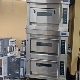 Triple Deck Electric Bakery Oven