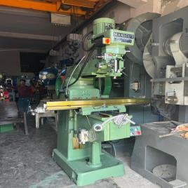 Semi Automatic Turret Milling Machine