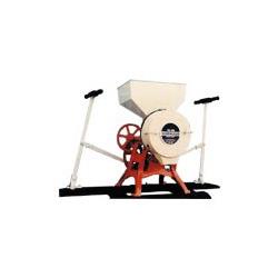 Manual Two-Person Hulling Device