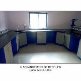 U-Shaped Lab Benches