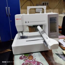 Usha Janome Memory Craft 550 Embroidery Machine