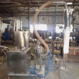 Vacuum Powder Transfer Device