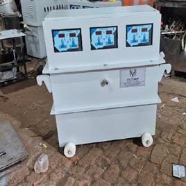 Variac Type Servo Voltage Regulator