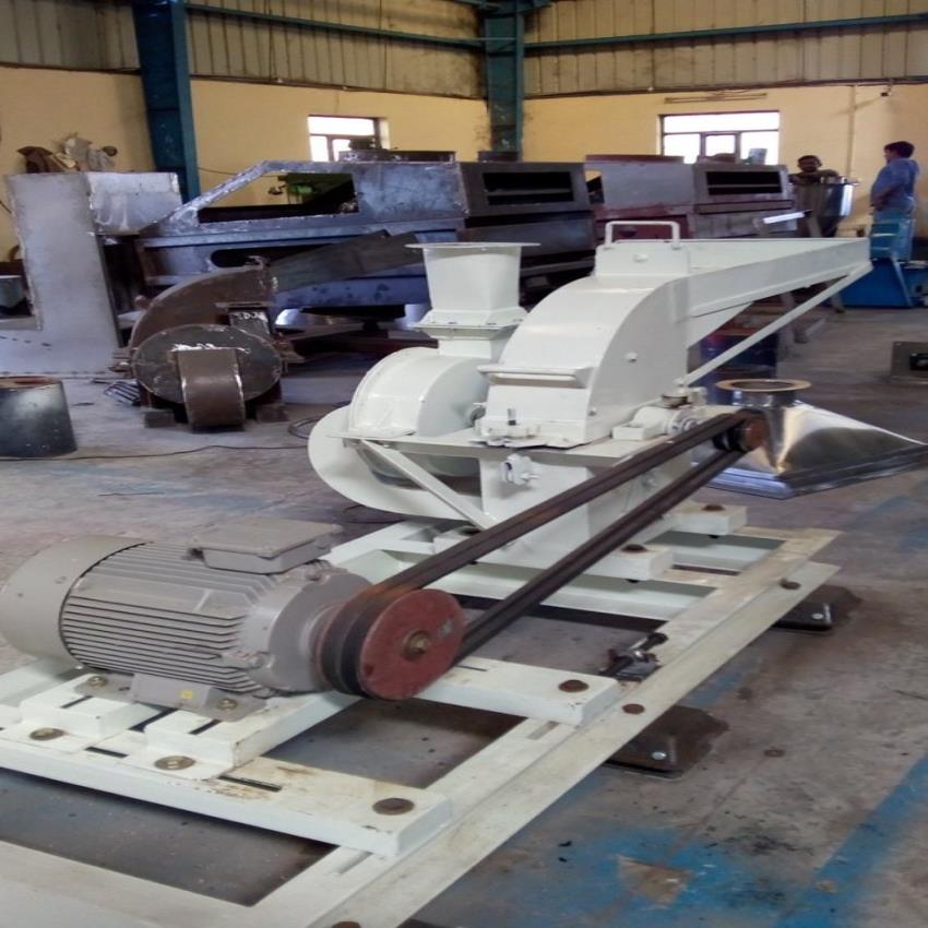 Hammer Mill Pulverizer Machine