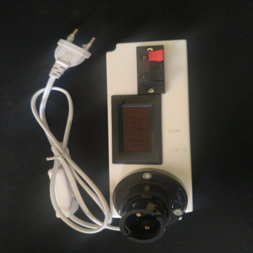 10A Digital Watt Meter