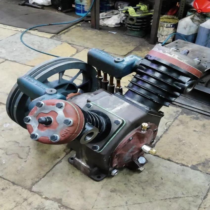 12.5 HP Double Piston Air Compressor Head, 415V