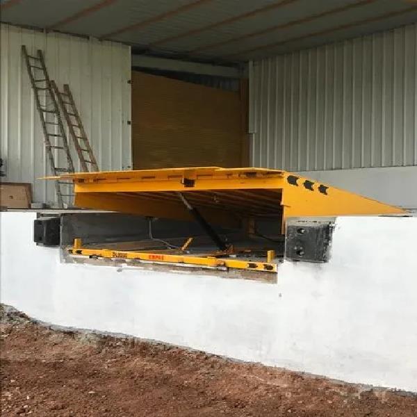 15 Ton Electro-Hydraulic Dock Leveler