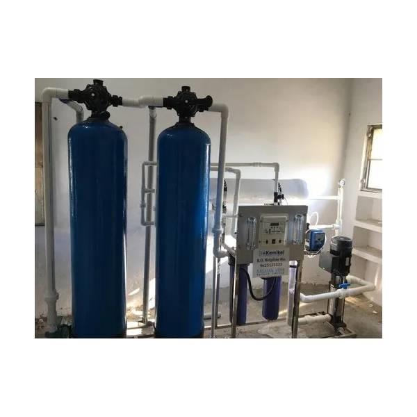 2000 LPH FRP Solar RO Machine