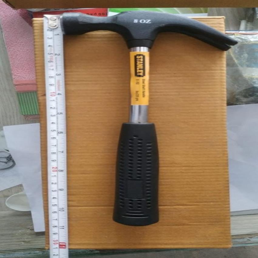 220 Gm Steel Shaft Claw Hammer