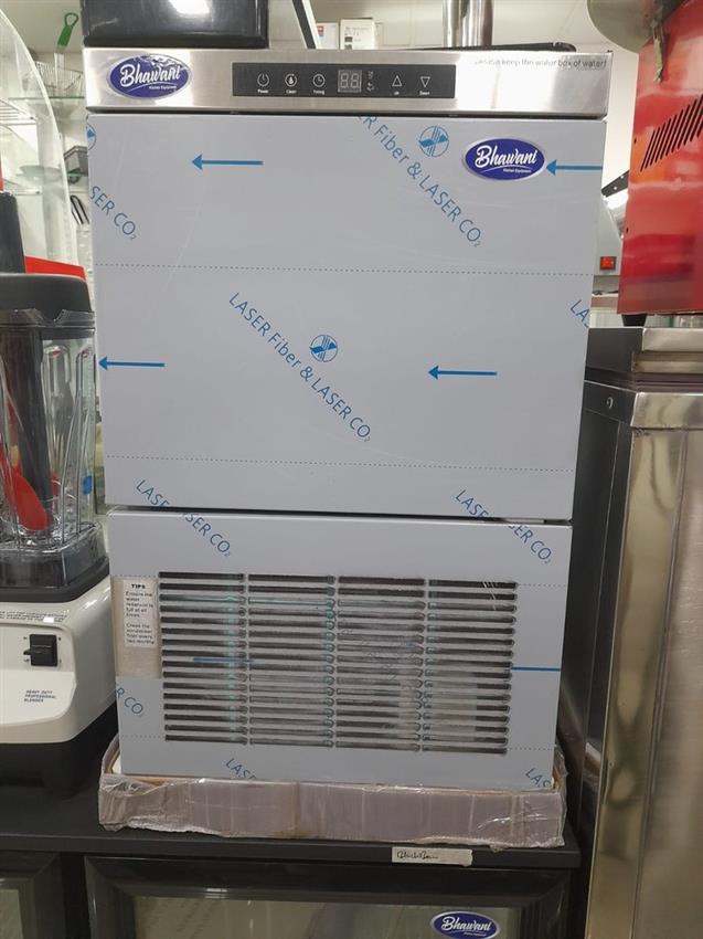 23kg Commercial Ice Machine