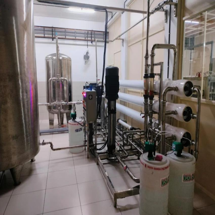 40 BPM Water Bottling Machine